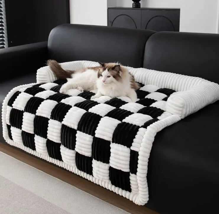 Cozy Plush Pet Bed - King & Paws